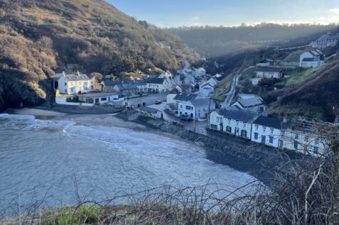 llangrannog-beachfront. Photo credit KatDawes